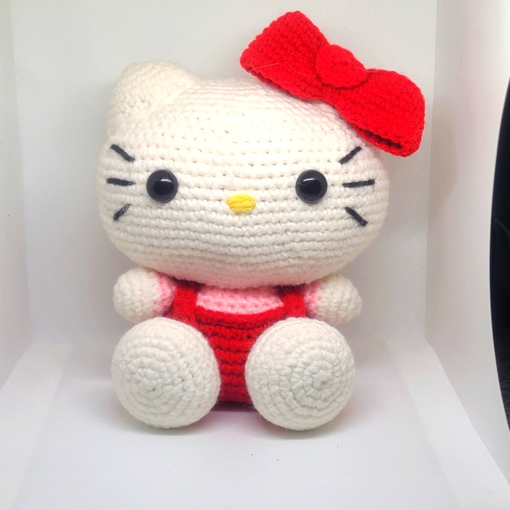 Amigurumi Hello Kitty Stuffed Animal